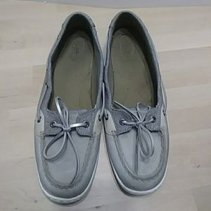 Women sperry size 12